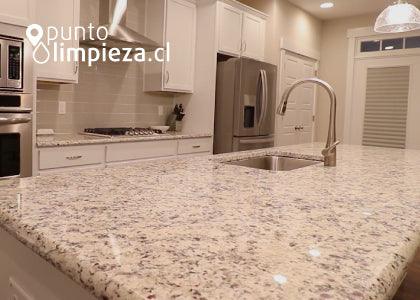 Refresque su cocina con granito blanco - Granite Liquidators