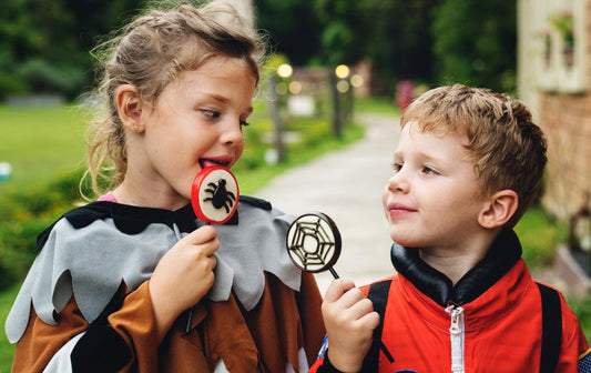 Cómo sacar manchas de dulces de la ropa de los niños - Puntolimpieza