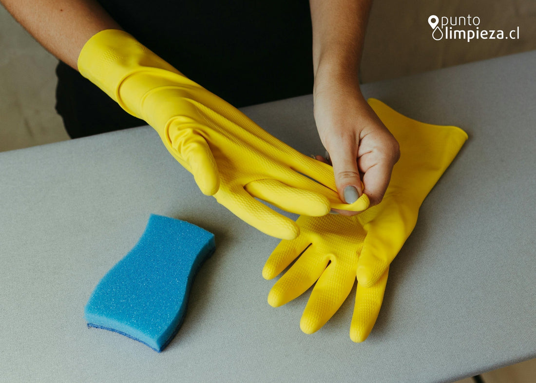 🧤 Guía completa para elegir los guantes de limpieza correctos (y hacerlos durar más)