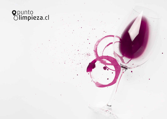 🍷 SOS mancha de vino: guía definitiva para rescatar ropa, manteles y alfombras